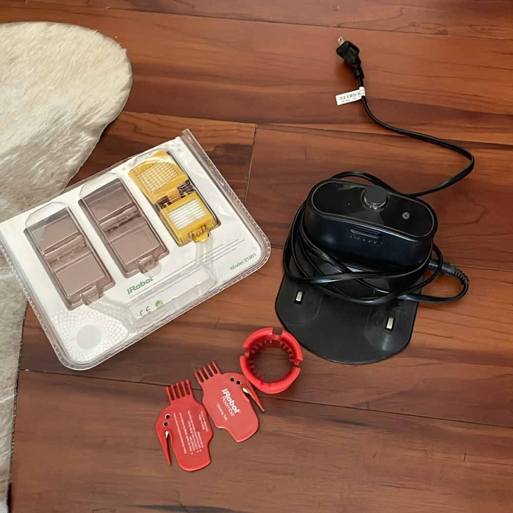 iRobot Charger and Accessories